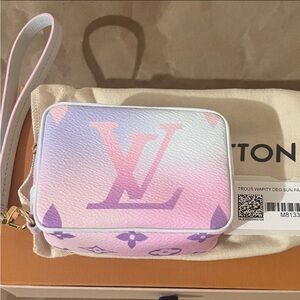 Louis Vuitton Wapity Small Case Wristlet Spring In the City Sunrise Pastel